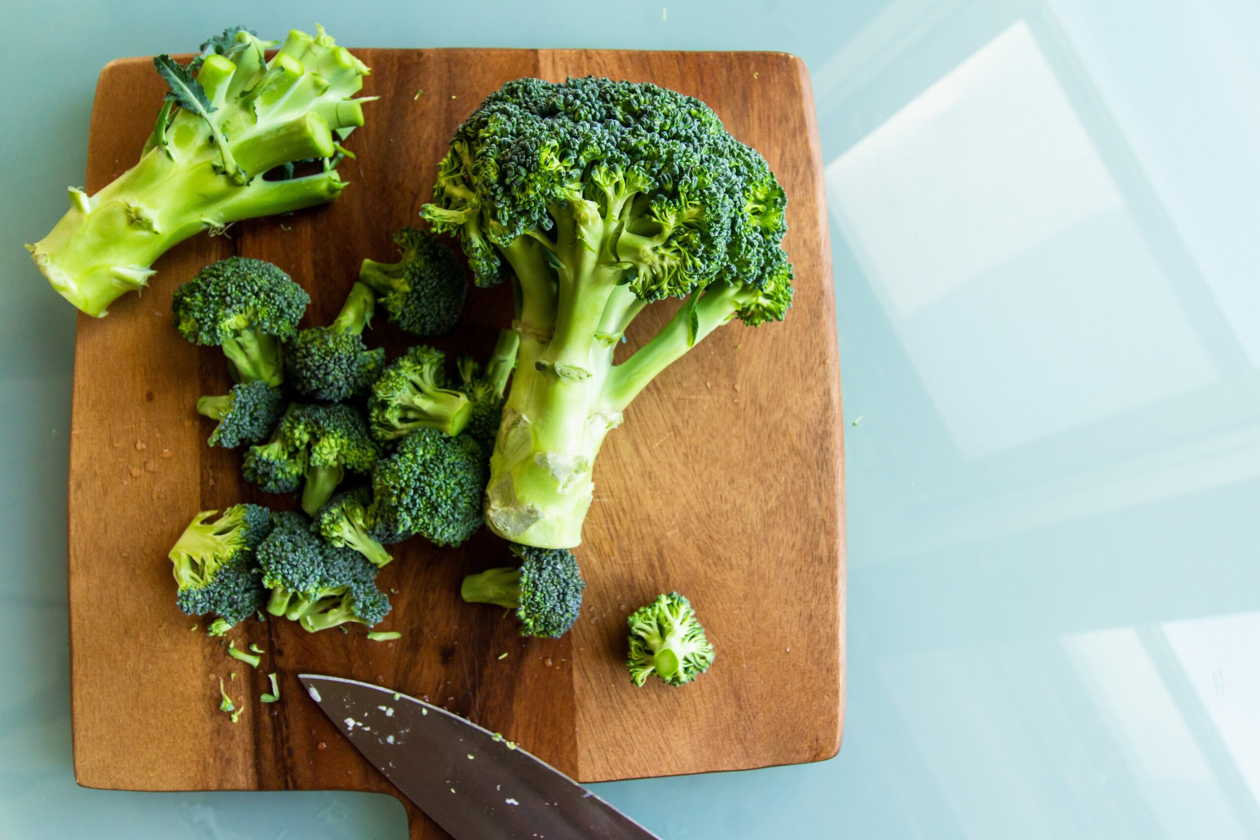 what-is-vitamin-k-deficiency-food-sources-and-dosage-626885