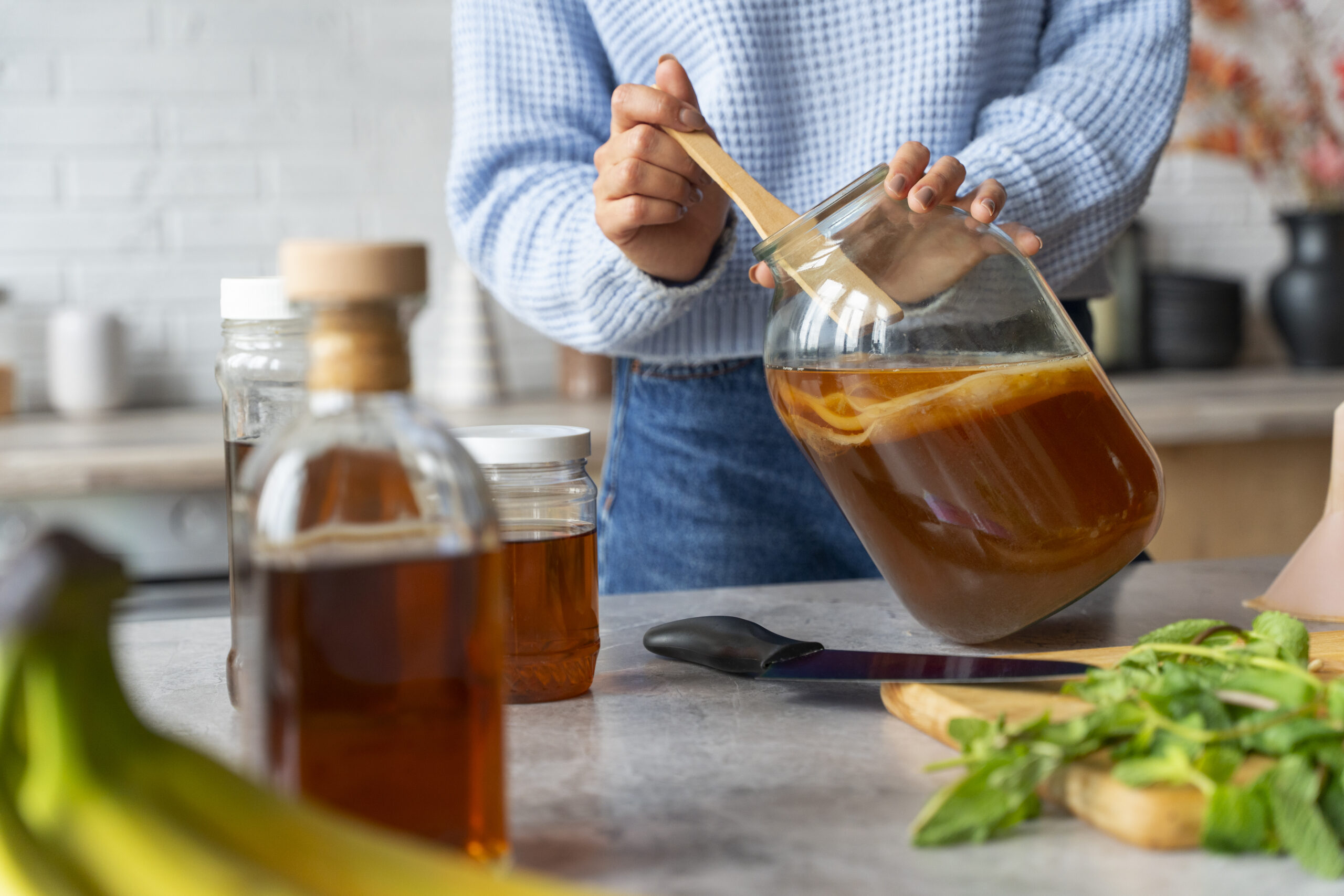 kombucha-what-is-composition-health-properties-negative-effects-amp-recipe-069291 kombucha-what-is-composition-health-properties-negative-effects-amp-recipe-069291