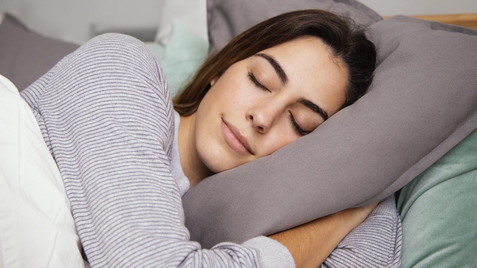 rem-sleep-what-is-brain-waves-amp-sleep-disorders-269681 rem-sleep-what-is-brain-waves-amp-sleep-disorders-269681