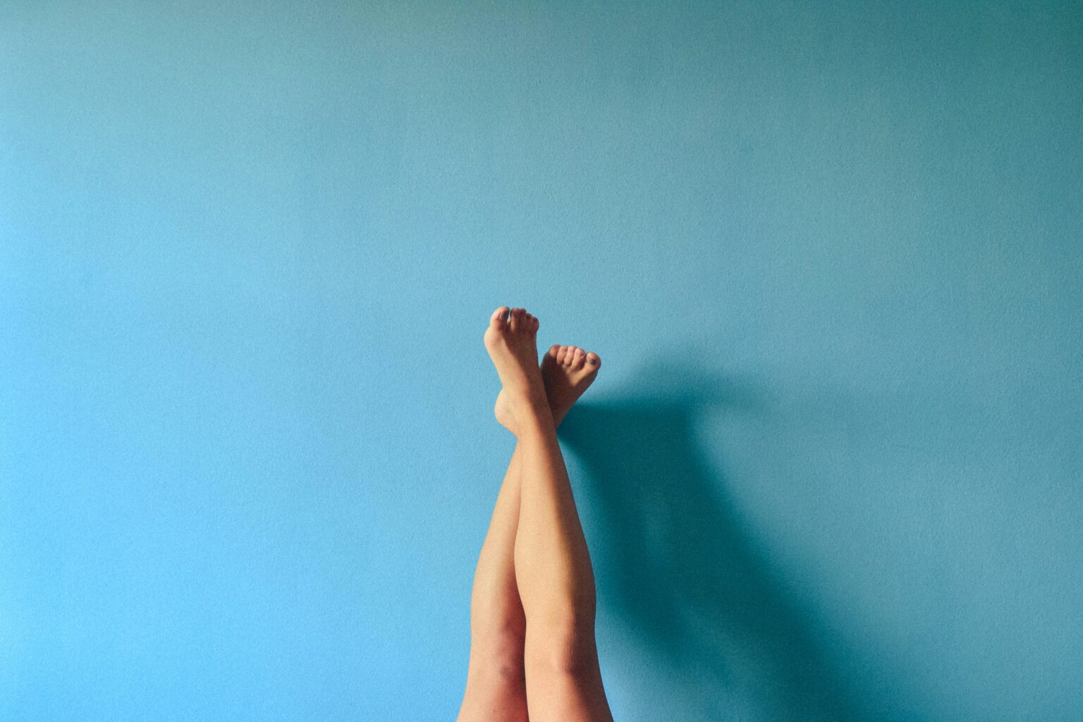cold-feet-what-are-risk-factors-causes-associated-symptoms-and-more-164038 cold-feet-what-are-risk-factors-causes-associated-symptoms-and-more-164038