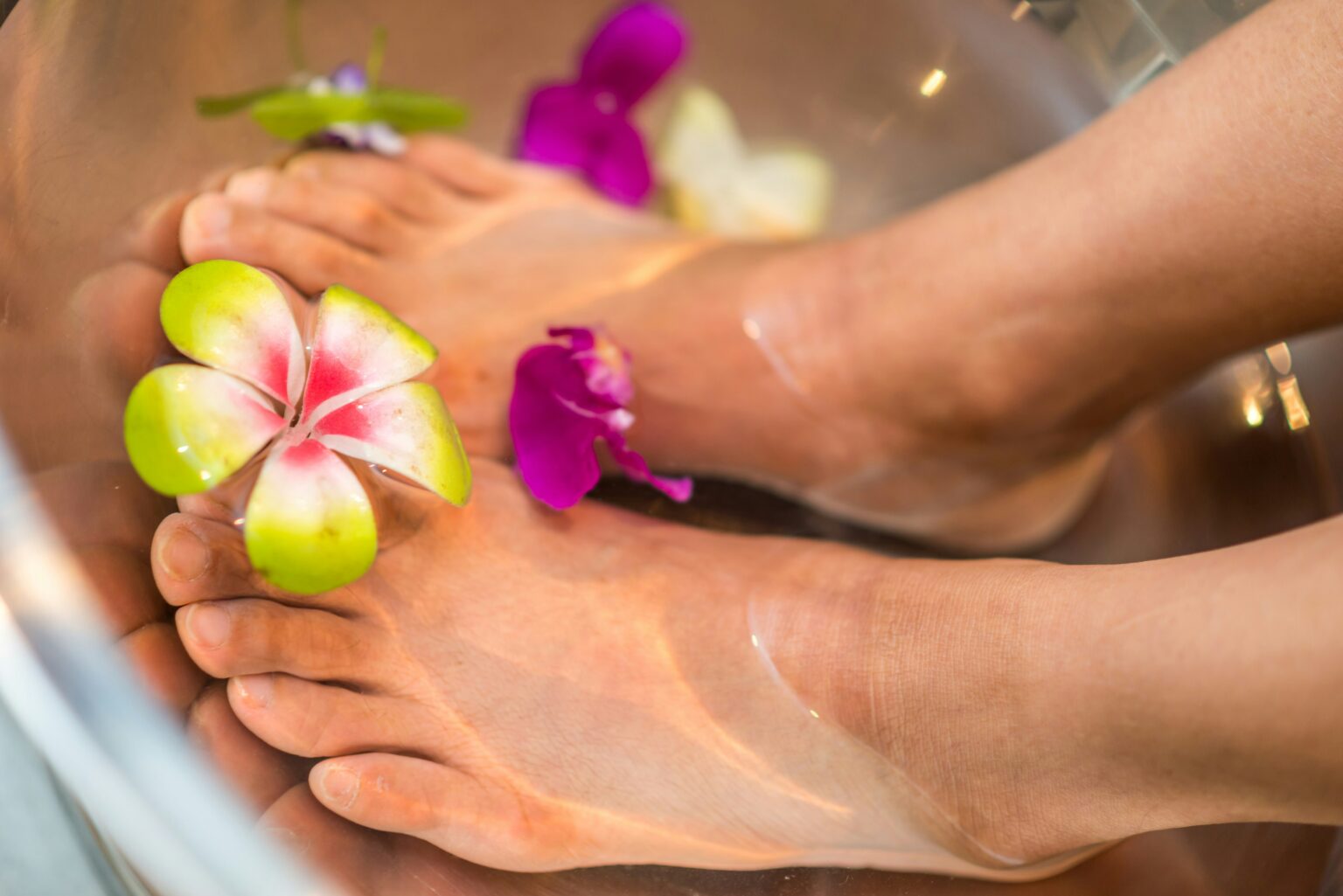 ingrown-toenail-what-is-causes-symptoms-and-prevention-366969 ingrown-toenail-what-is-causes-symptoms-and-prevention-366969