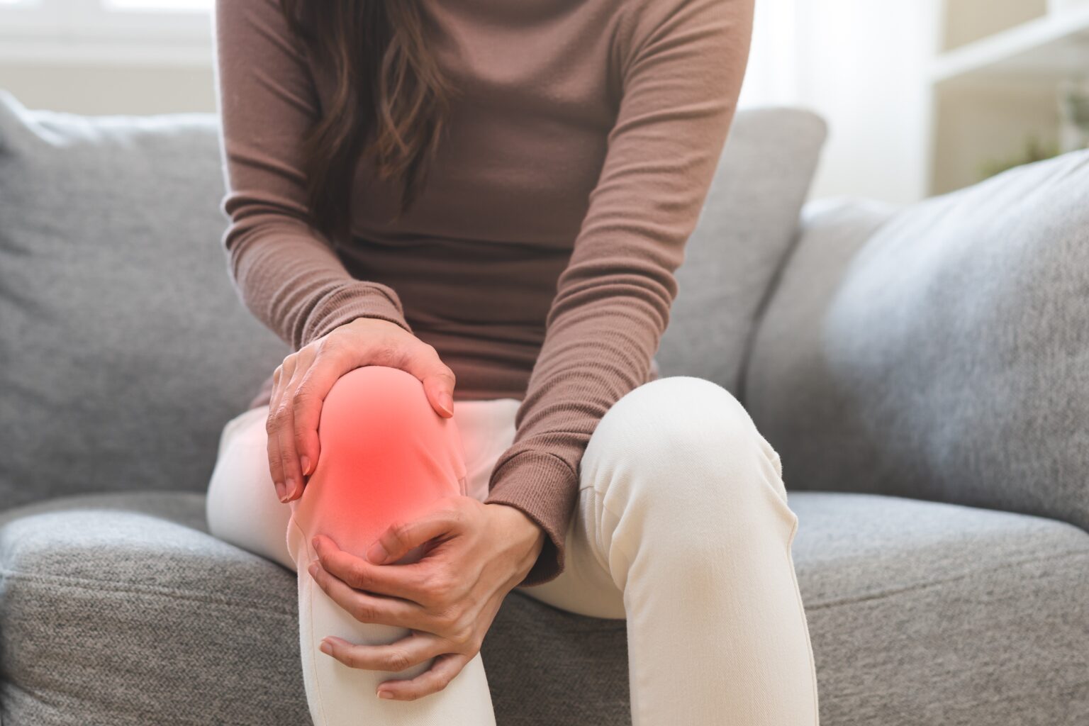 Health,Care,Of,Knee,Pain,Concept,,Close,Up,Hand,Of Health,Care,Of,Knee,Pain,Concept,,Close,Up,Hand,Of