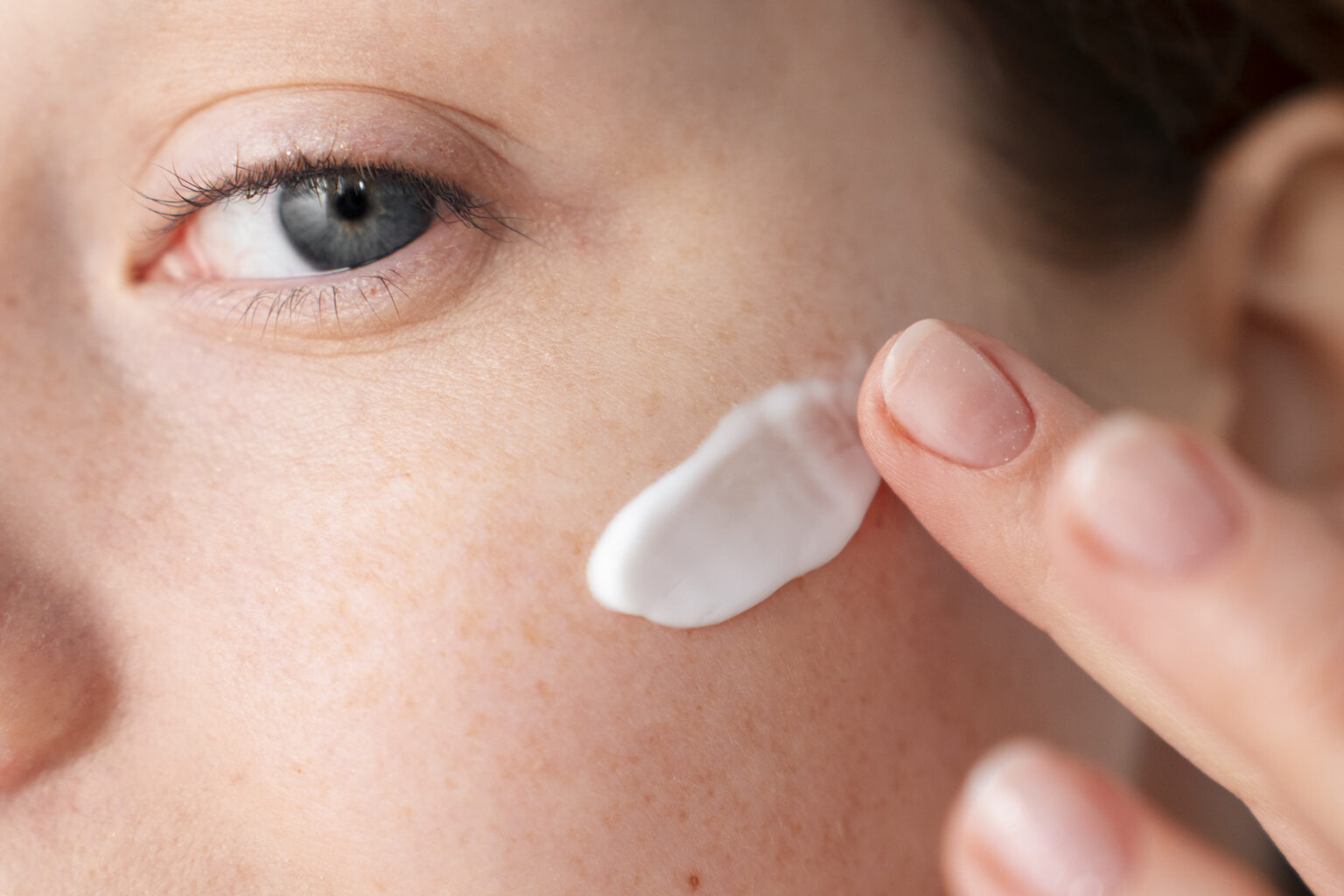 close-up-skin-regeneration-products close-up-skin-regeneration-products